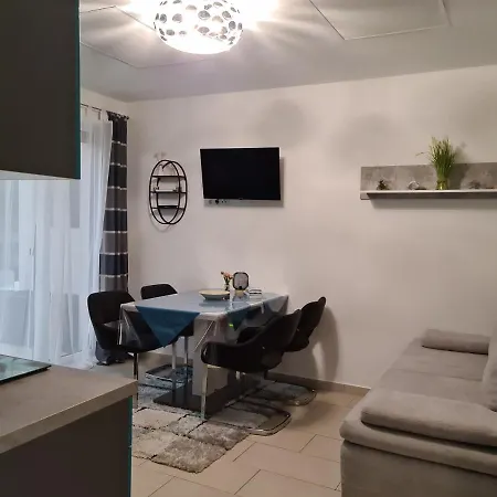 شقة Beutlich's Woertherseeappartements فيلدين ام ورثرسي